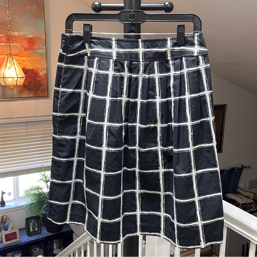 🔥Michael Kors🔥 Black/White 100% Cotton Pleated Skirt  Size 4